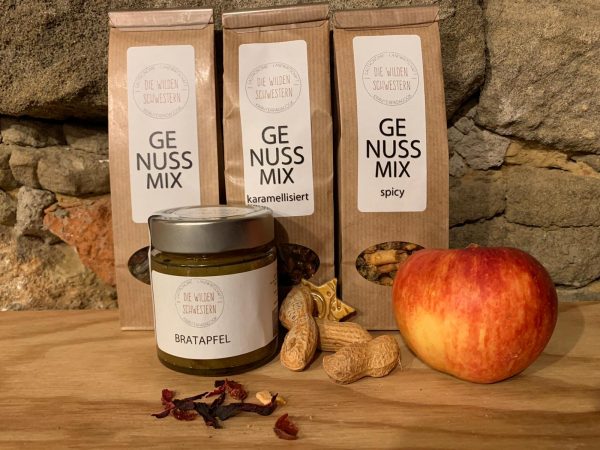 ÄPFEL und NÜSSE